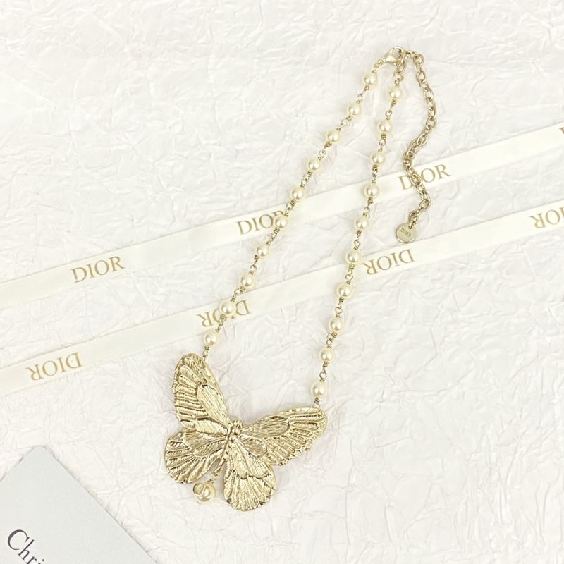 chr1st1an D10r necklaces